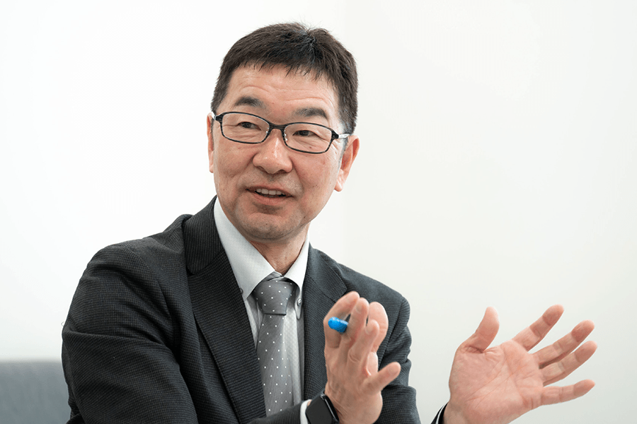 新篠津村教育委員会 教育長 吉本浩志氏