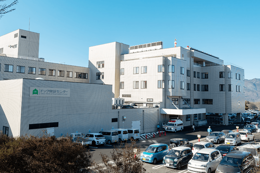 組合立諏訪中央病院 外観